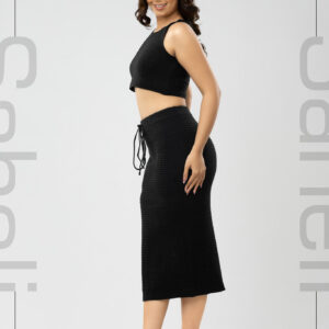 Textured Sleek Knit Midi Skirt - Black - Image 3